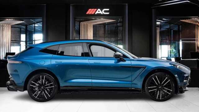 Aston Martin DBX 707 Image 3