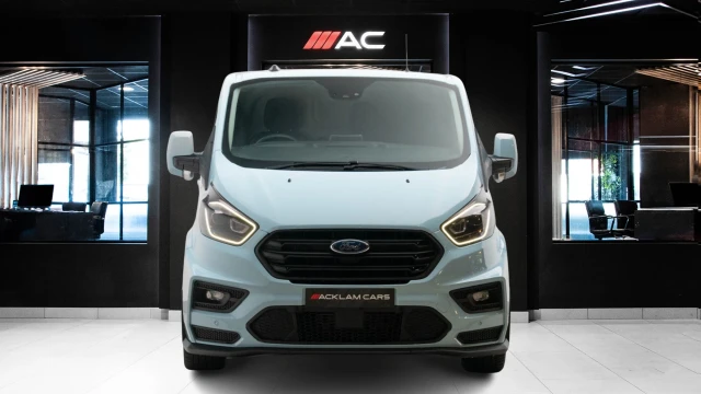 Ford Transit Custom Image 4