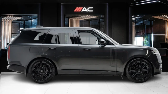 Land Rover Range Rover Image 3
