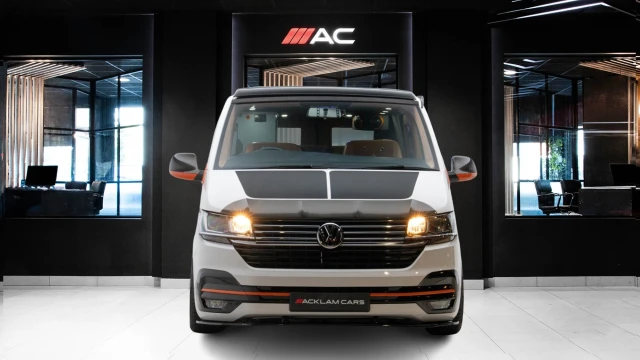 Volkswagen Transporter Image 2
