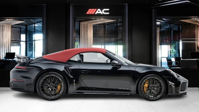 Porsche 911 Image 3