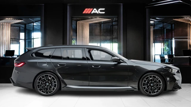 BMW M5 Image 3