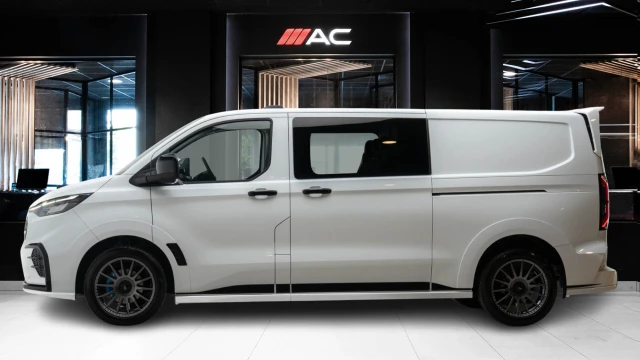 Ford Transit Custom Image 4