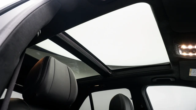 Mercedes-Benz GLE Class Image 7