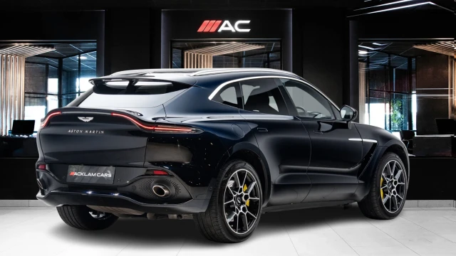 Aston Martin Dbx Image 4