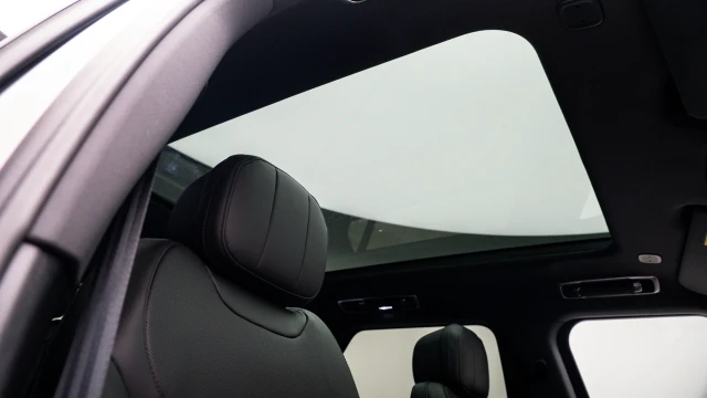 Land Rover Range Rover Sport Image 6