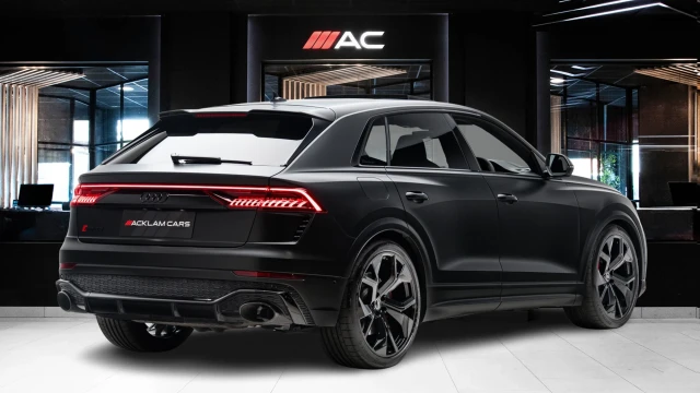 Audi RSQ8 Image 4