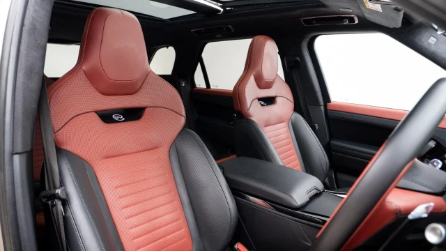 Land Rover Range Rover Sport Image 6