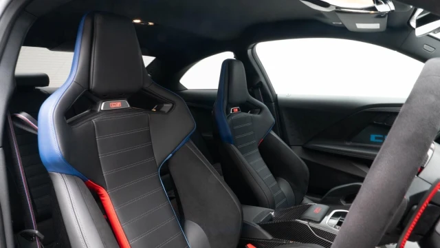 BMW M2 Image 6