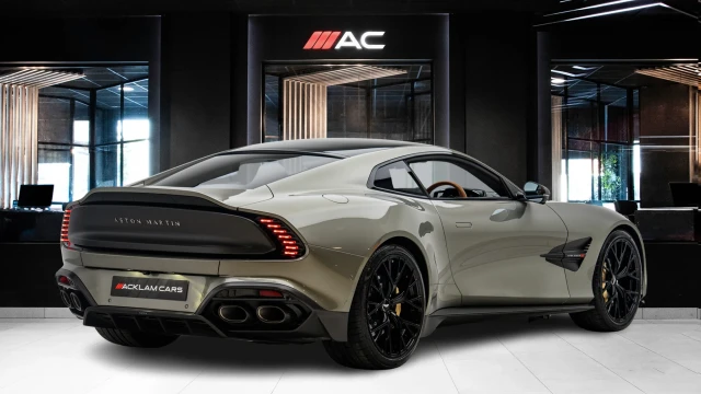 Aston Martin Vanquish Image 4
