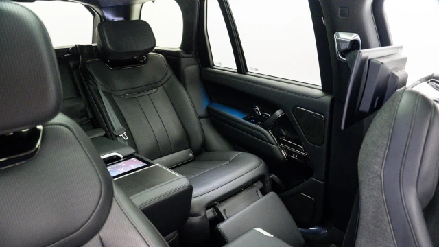 Land Rover Range Rover Image 8