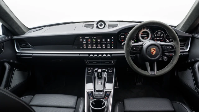 Porsche 911 Image 5