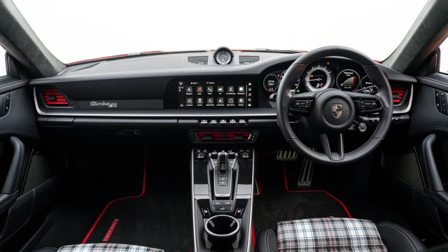 Porsche 911 Image 5