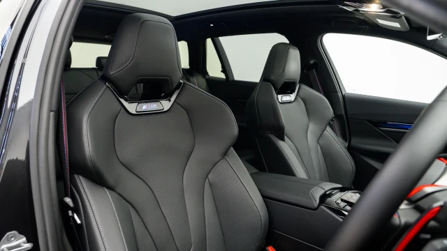 BMW M5 Image 6