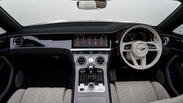 Bentley Continental Mulliner Image 7