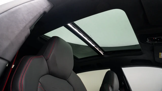 Audi RSQ8 Image 7