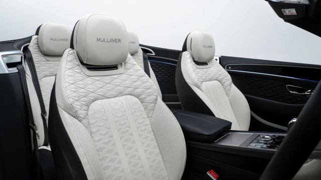 Bentley Continental Mulliner Image 8