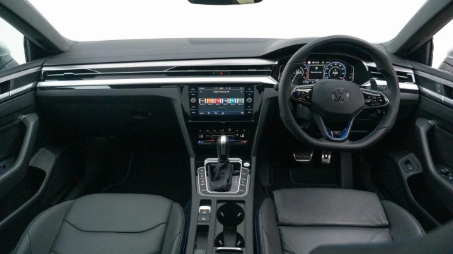 Volkswagen Arteon Image 2