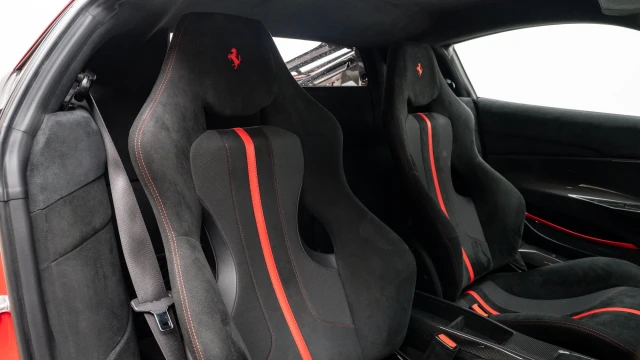 Ferrari 488 Pista Image 8