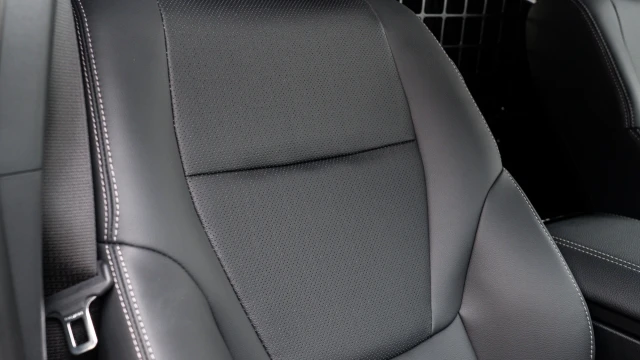 Toyota Land Cruiser Image 7