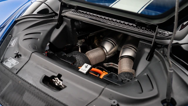 Ferrari 296 GTS Image 8