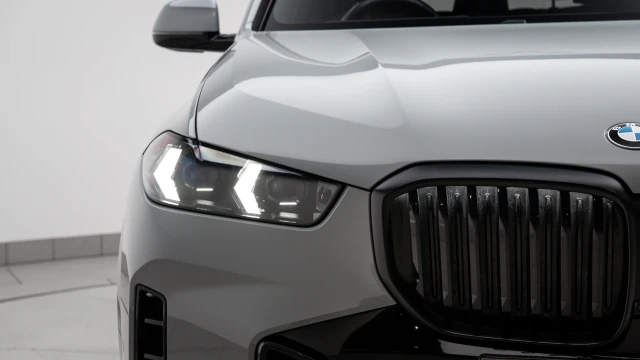 BMW X5 Image 5