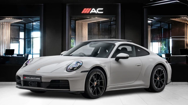 Porsche 911 Image 1