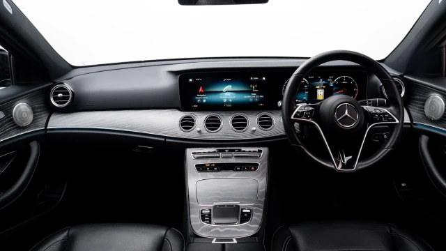 Mercedes-Benz E Class Image 5