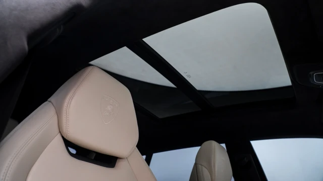 Lamborghini Urus (19 Reg) 4.0 V8 Image 7