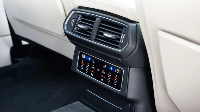 Lamborghini Urus (19 Reg) 4.0 V8 Image 8