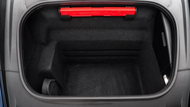 Porsche 911 Image 7