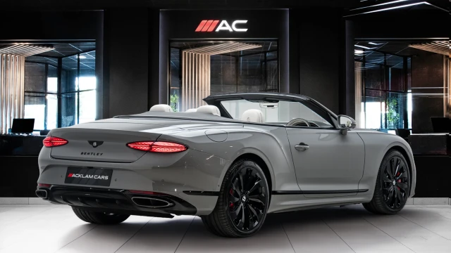 Bentley Continental GTC Image 5