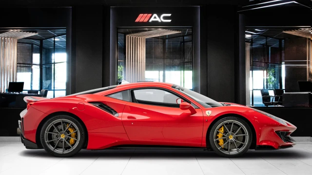 Ferrari 488 Pista Image 4