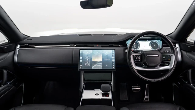Land Rover Range Rover Image 5