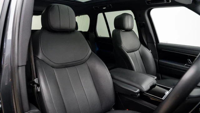 Land Rover Range Rover Image 6