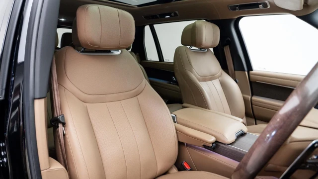 Land Rover Range Rover Image 6