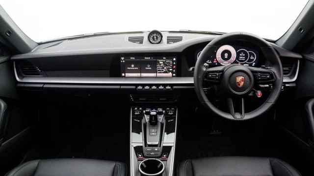 Porsche 911 Image 5