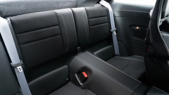 Porsche 911 Image 8