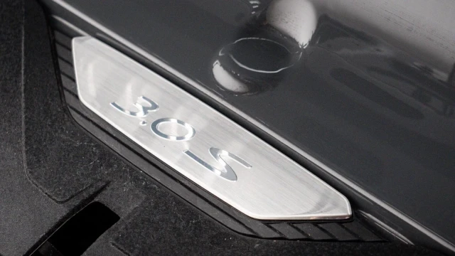 Porsche 911 Image 8