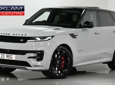 A Comprehensive Guide on Inspecting a Pre-owned Range Rover
