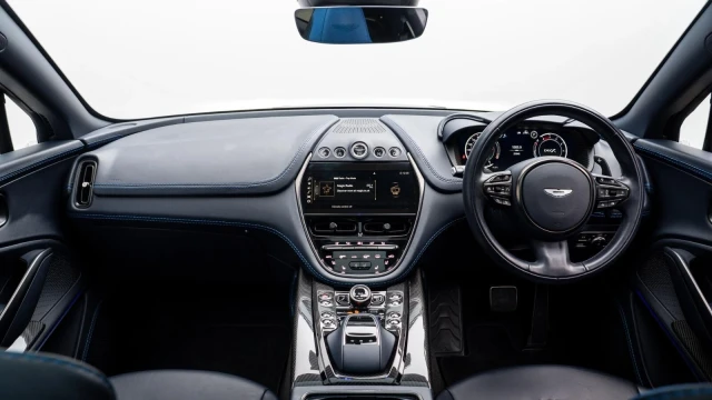 Aston Martin DBX 707 Image 5