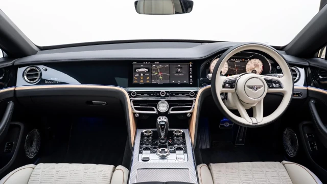 Bentley Flying Spur Mulliner Image 5