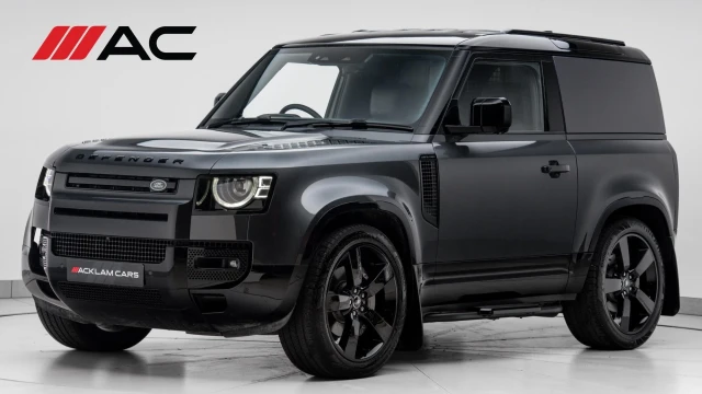 Land Rover Defender 90 Image 1