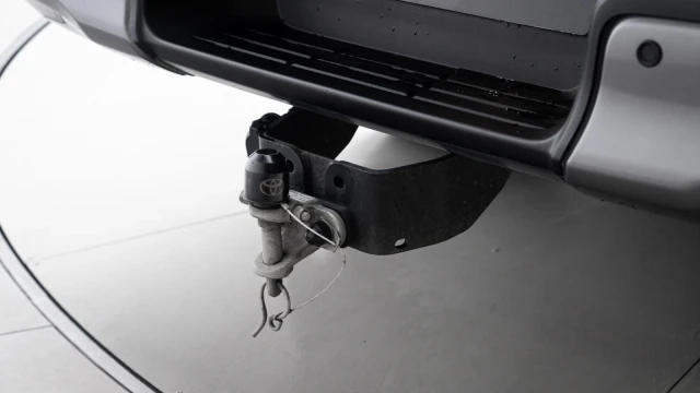 Toyota Hi-Lux Image 7