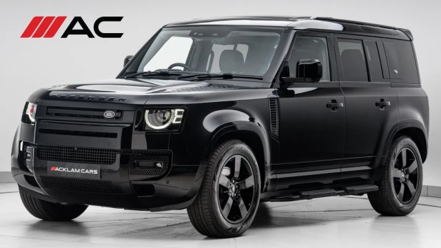 Land Rover Defender Image 1