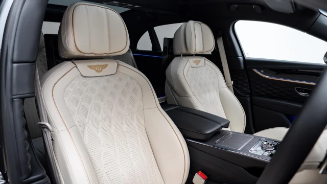 Bentley Flying Spur Mulliner Image 6