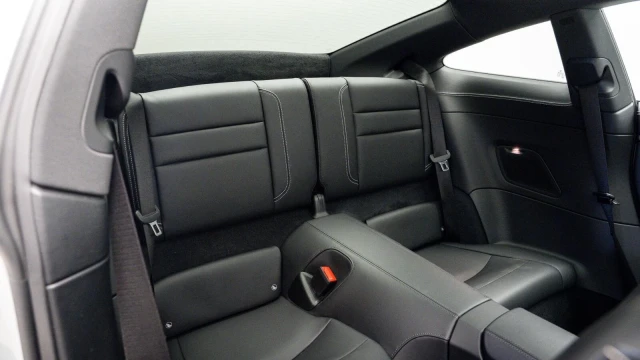Porsche 911 Image 7