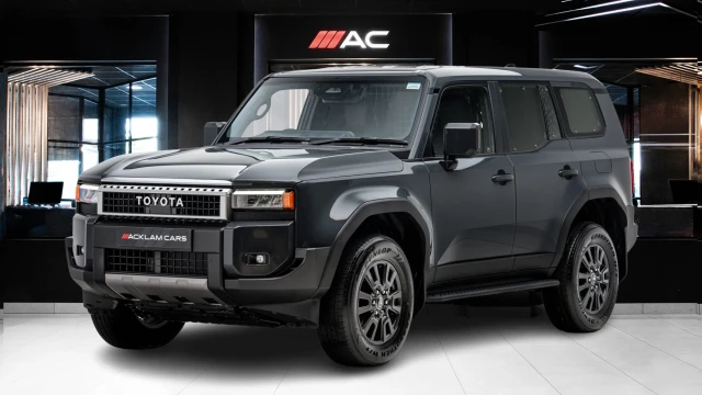 Toyota Land Cruiser Image 1