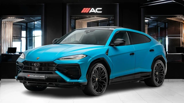 Lamborghini Urus Image 1