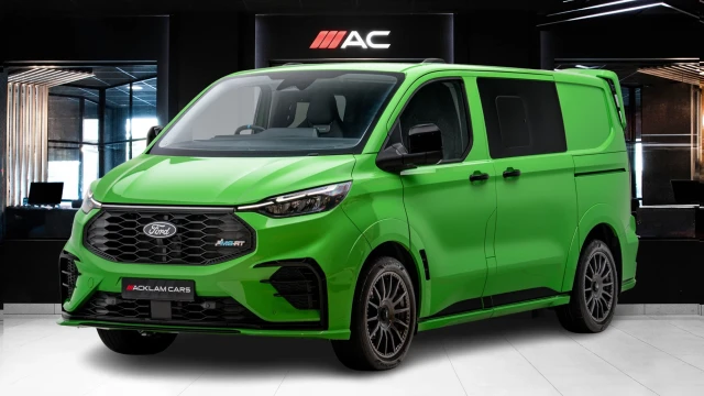 Ford Transit Custom Image 1